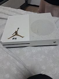 Console Xbox One S 500GB / 1TB