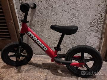 Bici balance Strider Rossa
