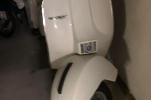 Vespa Piaggio 150 PX