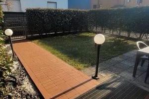 Bonate sopra con box e giardino privato