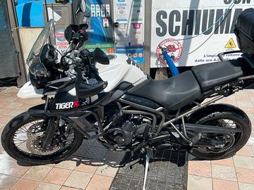 Triumph Tiger 800 xcx