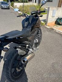 Honda NC750X (DCT)