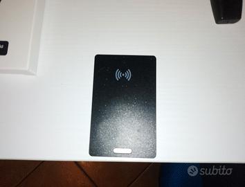 Tracker GPS formato tessera 