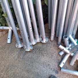 pali , piedini o curve in alluminio leggero 