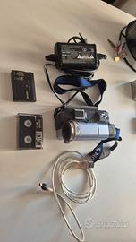Sony DCR-TRV22E MiniDV Handycam + Accessori