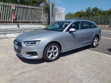 Audi A4 Avant 30 TDI/136 CV S tronic Business Adva