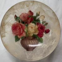 Piatto di vetro realizzato in decoupage