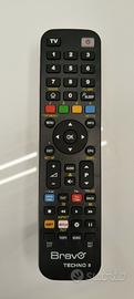 Telecomando universale televisore programmato.