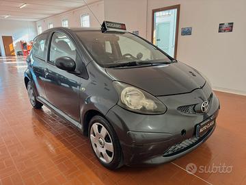 Toyota aygo 1.0 68cv 5p