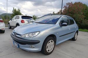 PEUGEOT 206 1.4HDi 68cv - Neopatentati