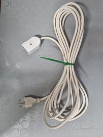 Otto   prolunghe  con e senza ciabatta