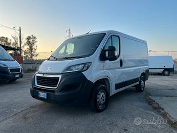 Peugeot Boxer 328 L1H1 2.2 BlueHDi 120CV - 2022 - 