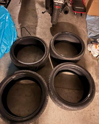 Gomme estive 255/35 r19 225/30 r19