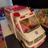 ambulanza di barbie con accessori 