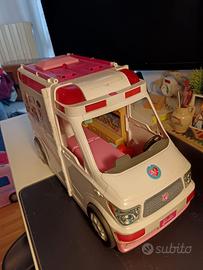 ambulanza di barbie con accessori 