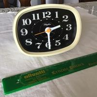 Orologio RHYTHM JAPAN carica manuale