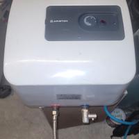 scalda acqua elettrico 15 litri Ariston