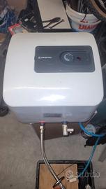 scalda acqua elettrico 15 litri Ariston