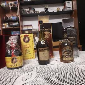 Bottiglie vintage da collezione