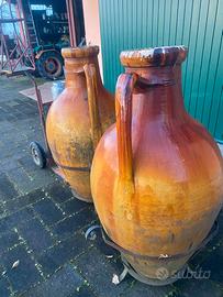 Anfore vecchie da arredo