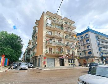 NEGOZIO A BARLETTA