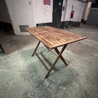 Tavolo da esterno