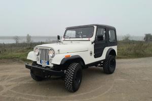 Jeep CJ 5
