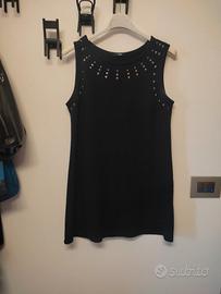 vestitino nero con piccole borchie 