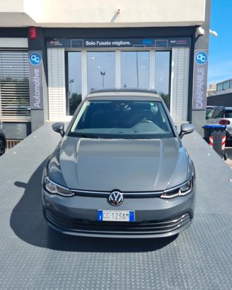 Volkswagen Golf 1.0 TSI EVO Life DSG