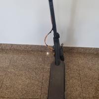 monopattino elettrico xiaomi 4go rotto 