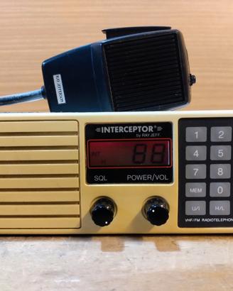 radiotelefono marino ricetrasmettitore nautico VHF