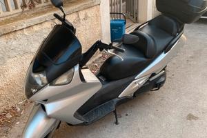 Honda Silver Wing 600