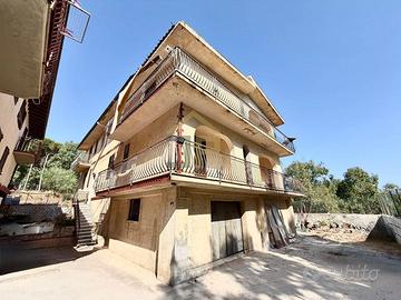 Villa Quadrifamiliare - Balestrate
