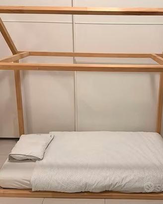 Letto montessoriano “capannetta" bambini