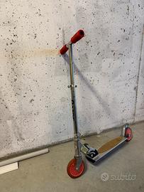 Monopattino Razor