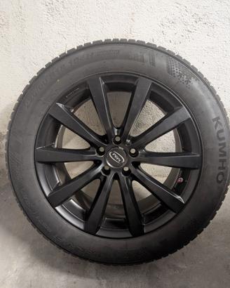 Gomme invernali con cerchi in lega 225/60 R18