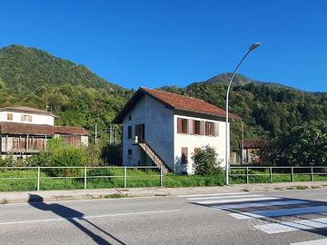 APPARTAMENTO BICAMERE CON AMPI SPAZI DA PERSONA...