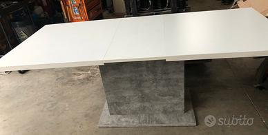 Tavolo da pranzo allungabile