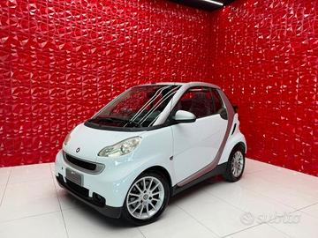 Smart ForTwo 1000 52 kW MHD cabrio passion