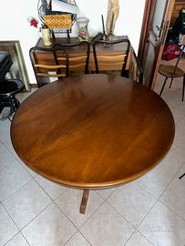 Tavolo rotondo allungabilein legno