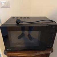 Microonde LG MH6535GIB con Grill