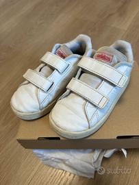 Sneakers Adidas bimba bianche, numero 25,5