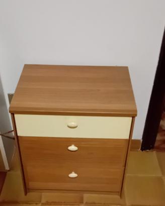 comodino 