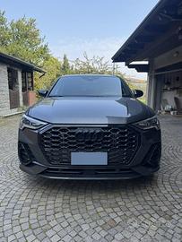 Audi Q3 Sportback S-line Identity Black