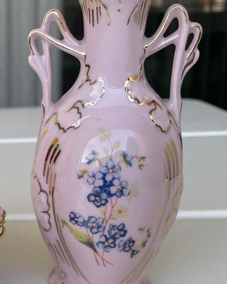 Vaso in porcellana vintage