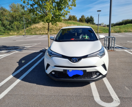 Toyota chr