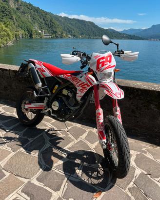 Fantic Motor Motard 125 casa 4t (2019)