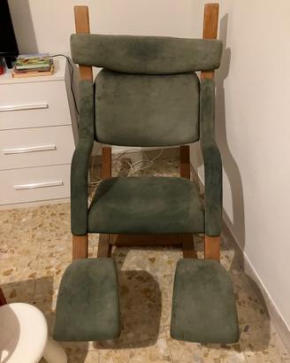 Poltrona a dondolo vintage firmata
