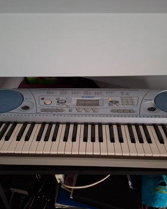 Tastiera Yamaha PSR-273
