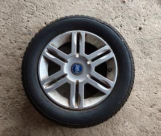 4 pneumatici da neve Bridgestone